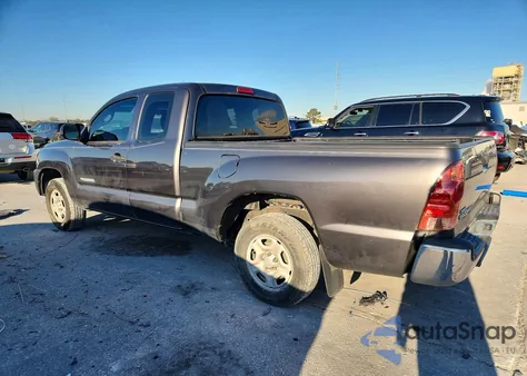 2013 Toyota Tacoma Access Cab z USA, uszkodzony, nr VIN 5TFTX4CN4DX026430